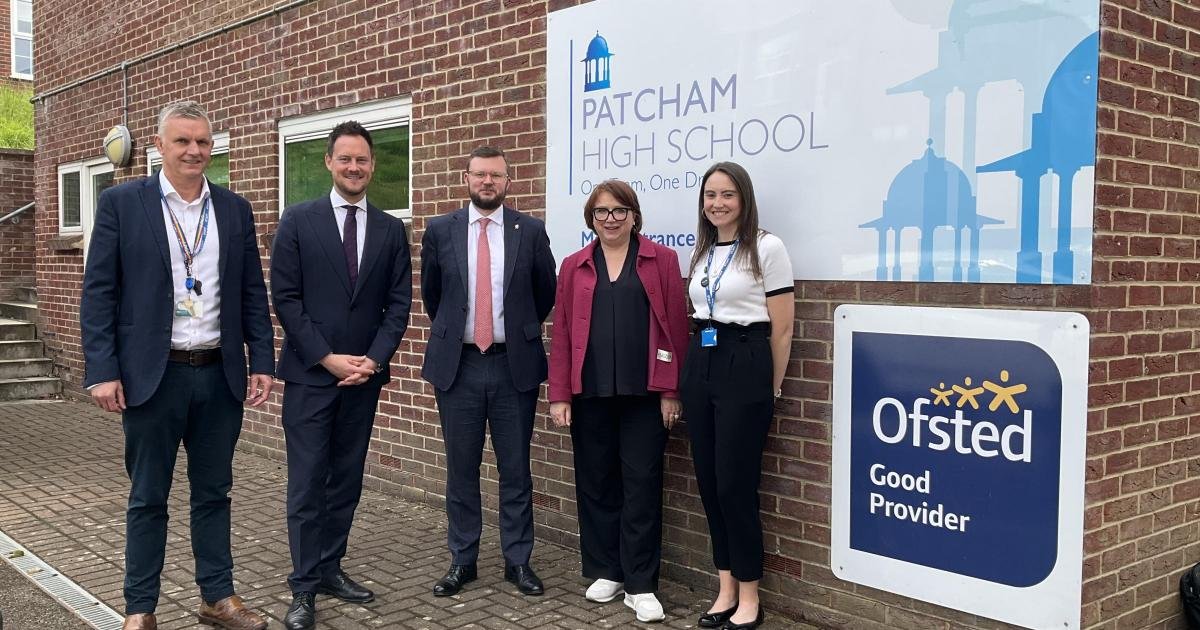 Education Minister praises Patcham High for mental health support